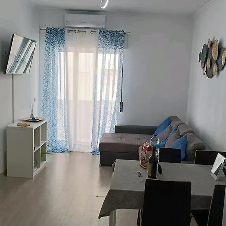 Mira 50 Metres From Daire Quarteira